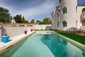 Pool - BADIA 2 ,PISO 2ha,PISCINA,100m PLAYA,PARKING,WIFI (Empuriabrava)