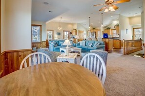 TV, fireplace, DVD player