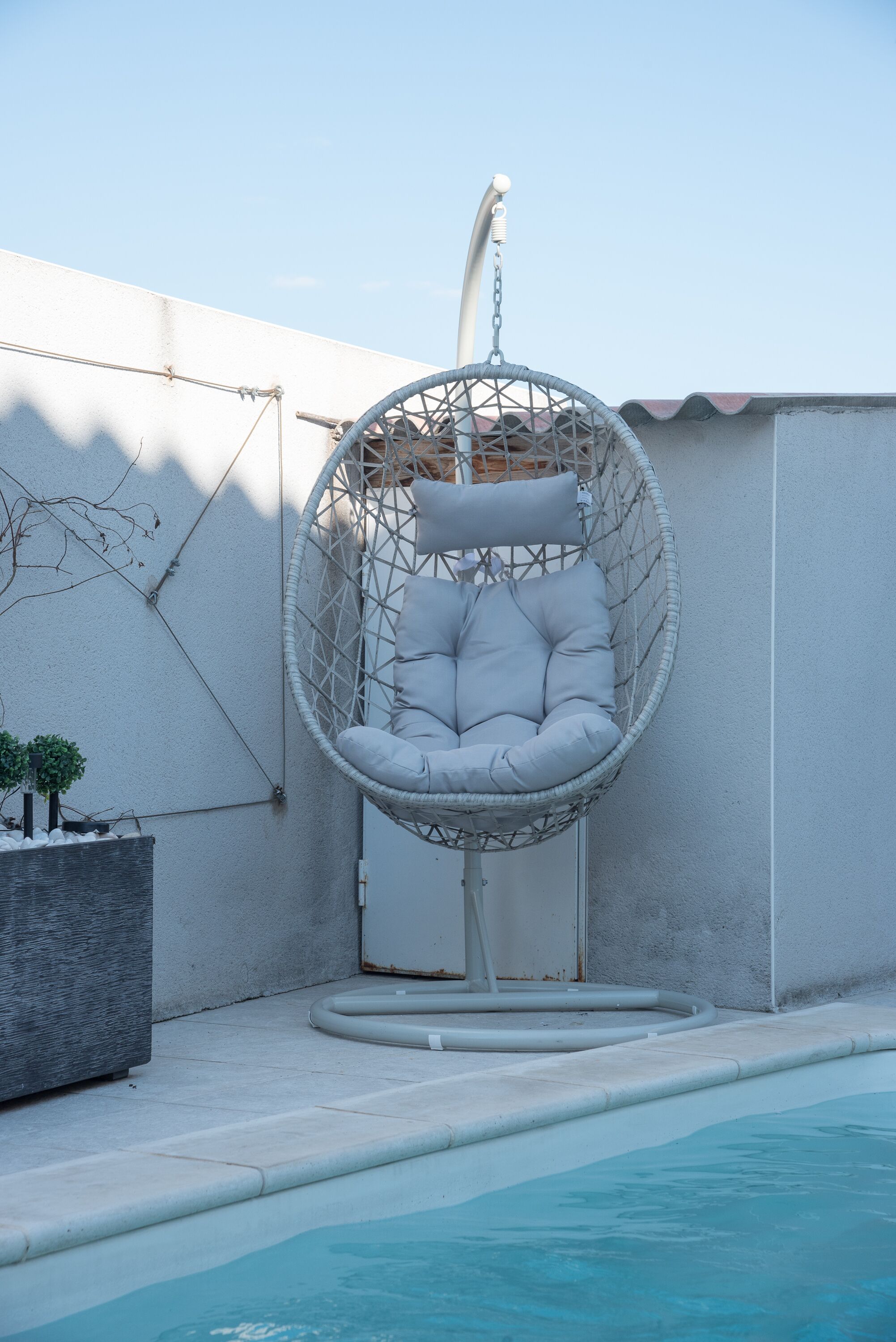 室外游泳池，恒温泳池