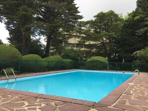 Outdoor pool - Studio Biarritz, swimming pool, beach, golf, parking (Anglet)