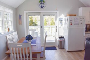 Dining - Bright and airy 3 bedroom home, less than 500 feet to beach! (West Dennis)