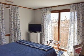 3 bedrooms, iron/ironing board, free WiFi