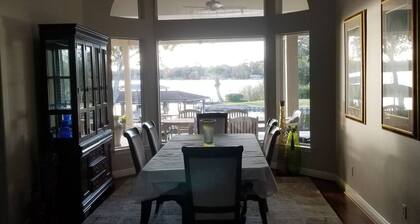 The lakefront Brantley House