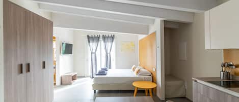 Chambre Double ou avec lits jumeaux, balcon | Couette en duvet d'oie, matelas mémoire de forme, chambres insonorisées