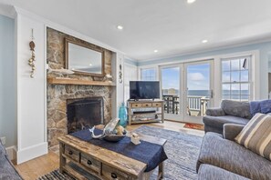 TV, fireplace, DVD player, stereo