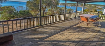 CDC-625 is a fantastic original Coffin Bay Shack C