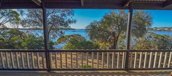 CDC-625 is a fantastic original Coffin Bay Shack C