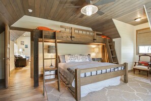 5 Schlafzimmer, Bügeleisen/Bügelbrett, kostenloses WLAN, Bettwäsche