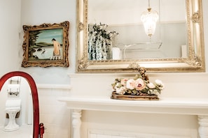 Romantic Room (Garden Suite) | Bathroom amenities | Shower, hair dryer, bathrobes, slippers - Heritage House Bed & Breakfast - Boutique Adults-Only Inn (Opelika)