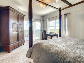 3 bedrooms, iron/ironing board, Internet, bed sheets