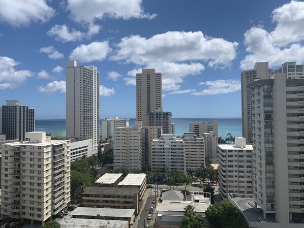 Exterior - Ocean Views, Large Balcony + Walk to Everything (Honolulu)