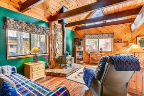 Télévision, chaîne hi-fi