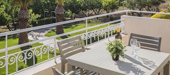 Marinos Apartments