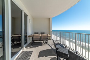 Outdoor dining - No Bad Days Twin Palms 1903-Beachfront-1Bd-1Ba-Sleeps 4-Amazing Views! Never a Bad Beach Day! (Panama City Beach)