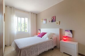 4 bedrooms, free WiFi