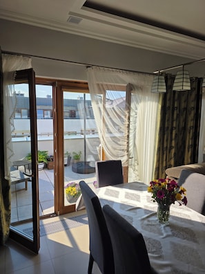 Dining - Apartment "Küstenperle"; top floor apartment with large terrace (Świnoujście)