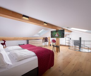 3 Schlafzimmer, Zimmersafe, Bügeleisen/Bügelbrett, Reisekinderbett