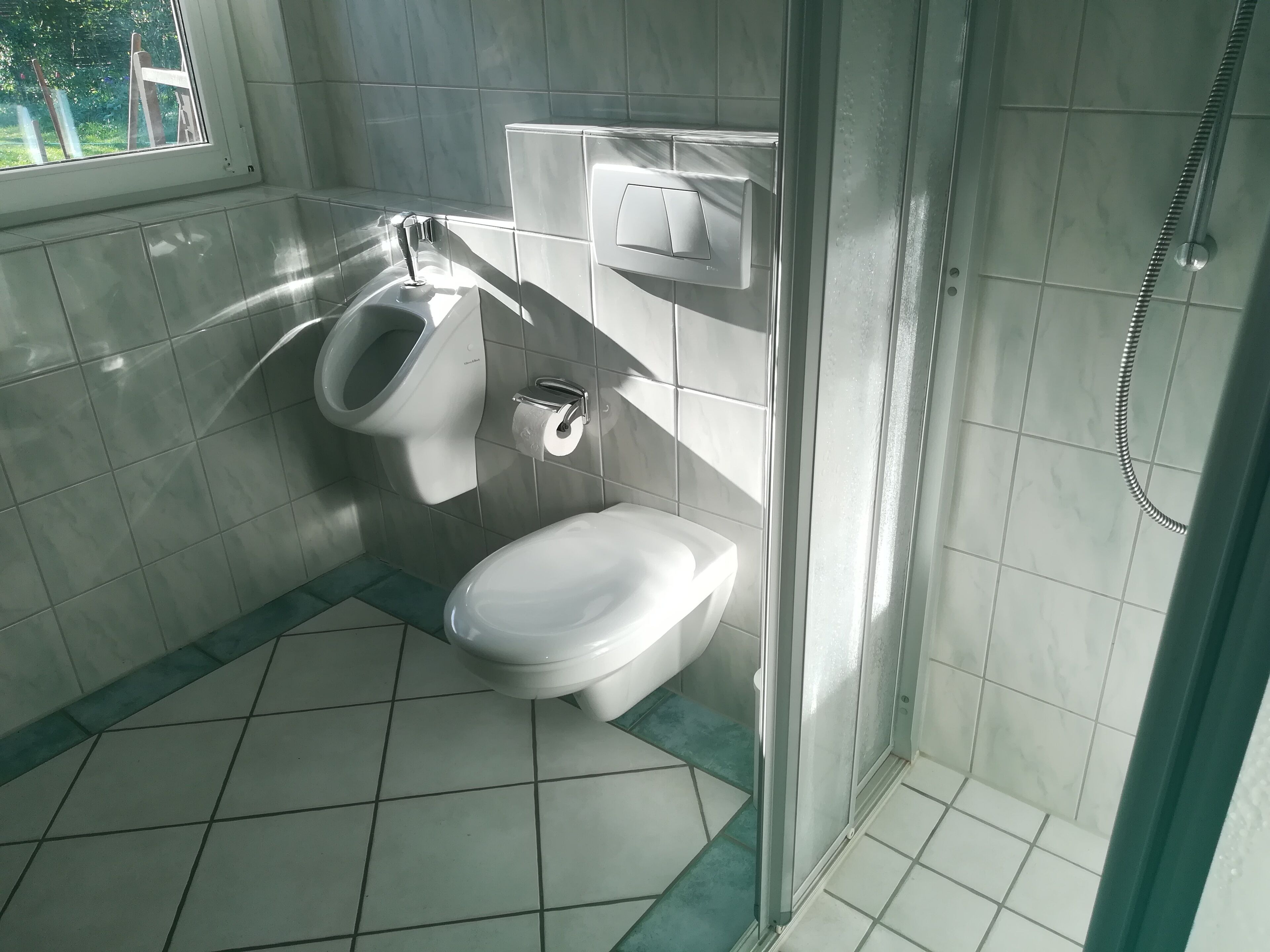 Handtücher, Toilettenpapier