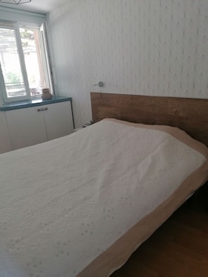 3 Schlafzimmer, Bügeleisen/Bügelbrett, WLAN, Bettwäsche