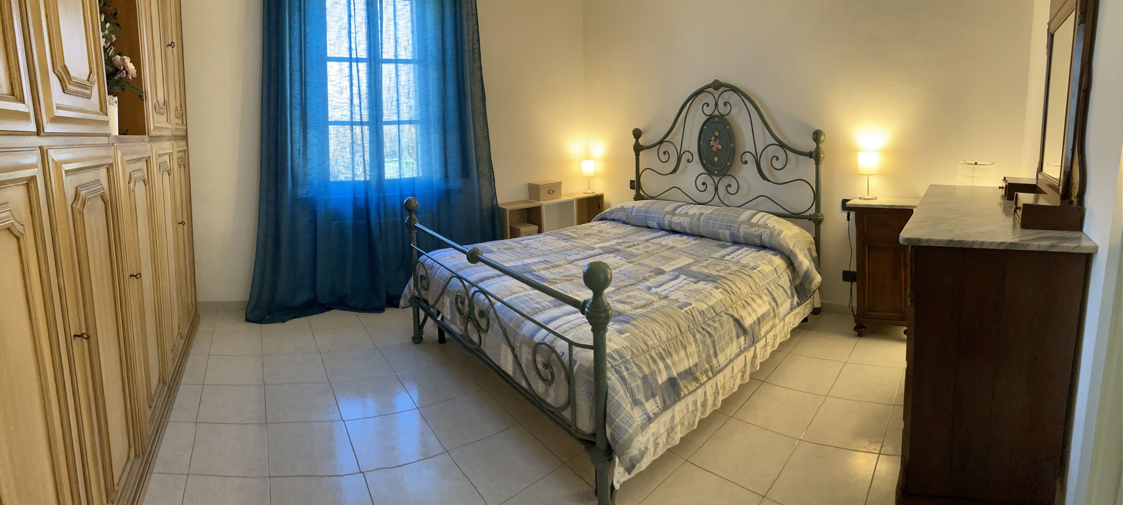 1 Schlafzimmer, Bügeleisen/Bügelbrett, Reisekinderbett, Bettwäsche