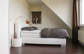 2 bedrooms, free WiFi