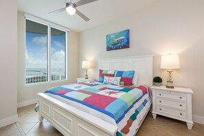 3 slaapkamers, een strijkplank/strijkijzer, gratis wifi, beddengoed