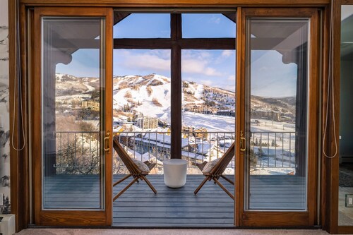 Villa Vista | Resort Views | Private Hot Tub | Pool & Foosball Games