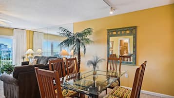 Apartment, 2 Schlafzimmer | Speisen