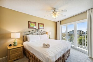 Condo, 2 Bedrooms - Seacrest 405 is 2 BR Gulfview on Okaloosa Island by RedAwning (Fort Walton Beach)