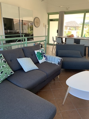 Smart TV - Air-conditioned Mazet Les Issambres in Secure Residence with Swimming Pool (Les Issambres)