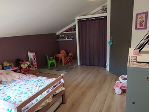 5 bedrooms - Property with pond 15 minutes from Nantes and 30 minutes from Pornic (Bouaye)