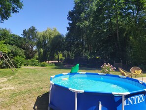 Outdoor spa tub - Property with pond 15 minutes from Nantes and 30 minutes from Pornic (Bouaye)
