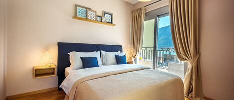 2 bedrooms, iron/ironing board, travel crib, free WiFi