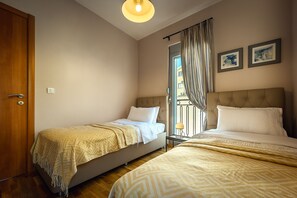 2 bedrooms, iron/ironing board, travel crib, free WiFi