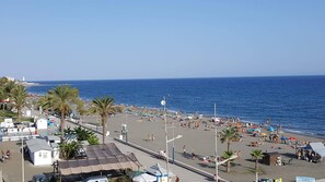 On the beach - !TOP LOCATION! MODERN APARTMENT ON THE BEACH WITH BEAUTIFUL SEA VIEWS! (Torrox)