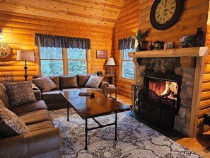 Smart TV, fireplace, DVD player, table tennis