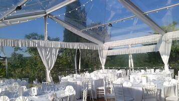 Aussenbereich für Bankette