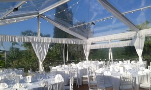 Espace banquet en plein air