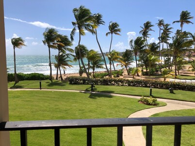 Fantastic Ocean Front 2 bedroom  2 Bath Villa In Pal Mas Del Mar Resort. 