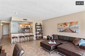 Smart TV, DVD player