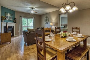 Interior - On the River w/Balcony Views • 3 King beds • Virtual Checkin (Pigeon Forge)