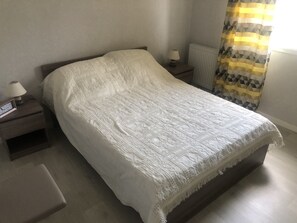 2 bedrooms