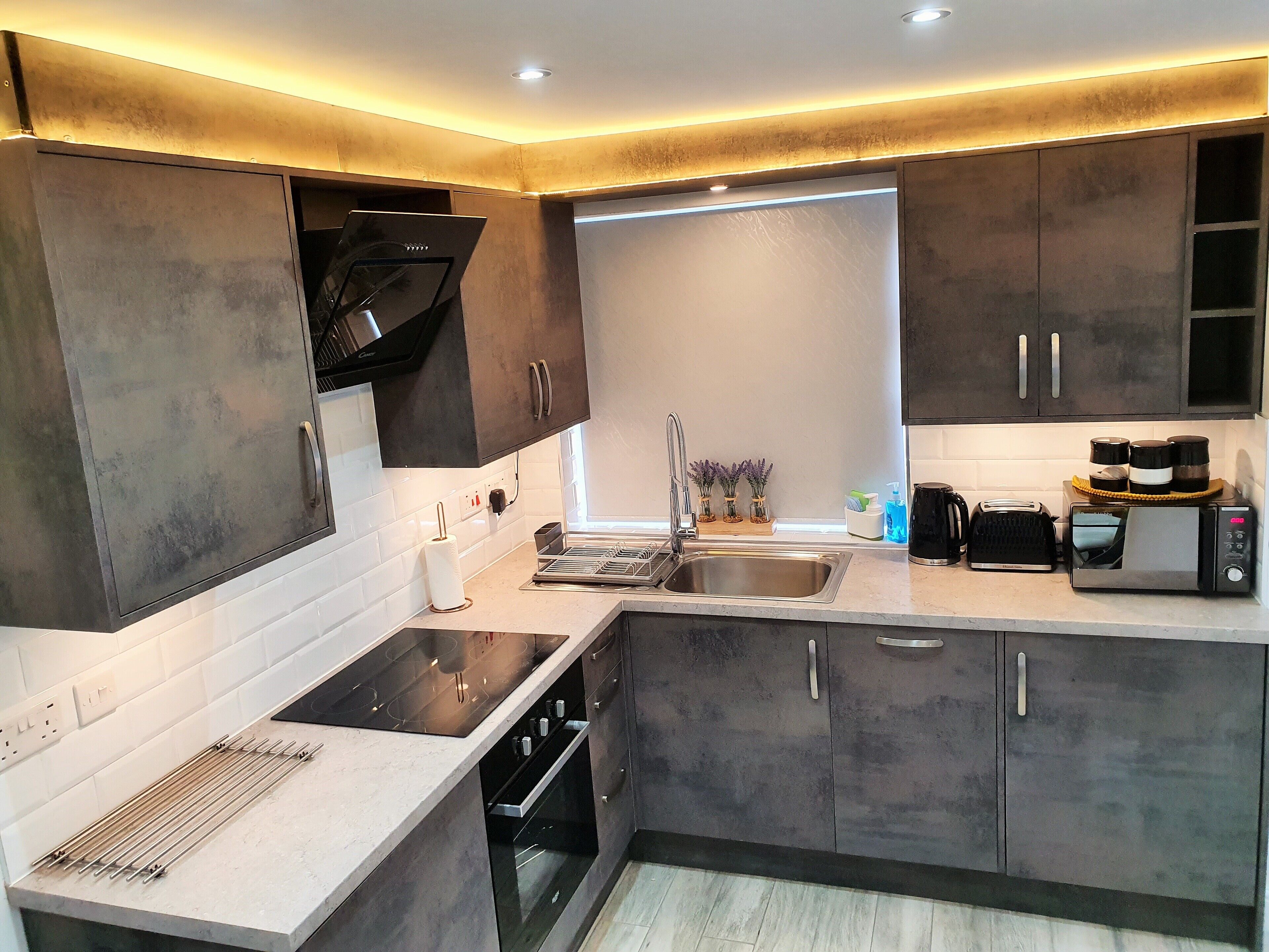 Fridge, microwave, oven, dishwasher