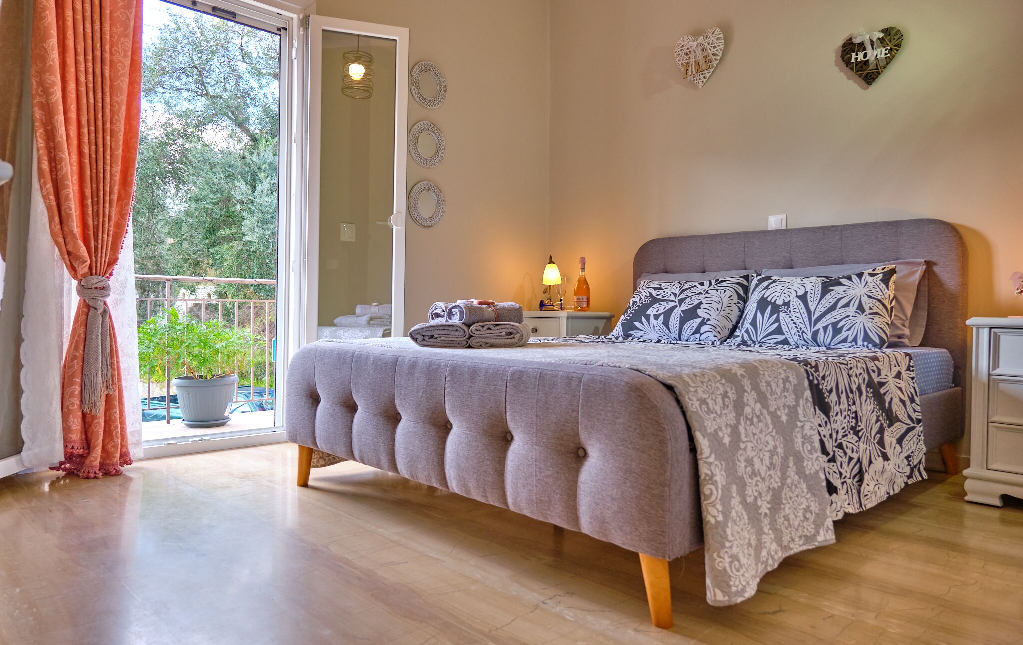 1 soverom, lydisolert, strykejern/-brett og wi-fi (inkludert)