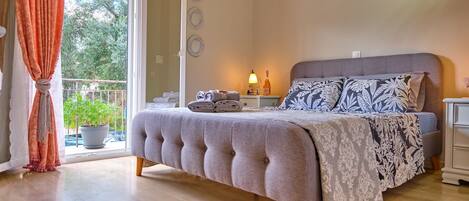 1 soverom, lydisolert, strykejern/-brett og wi-fi (inkludert)