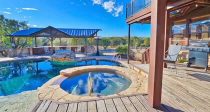 Caretaker's Cottage with Swimming Pool Access on a 75 Acre Ranch