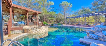 Caretaker's Cottage with Swimming Pool Access on a 75 Acre Ranch