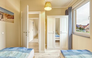 4 Schlafzimmer, Reisekinderbett, kostenloses WLAN, Bettwäsche
