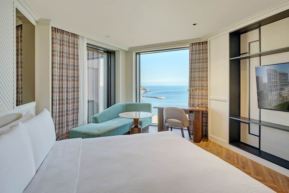 Chambre Deluxe, vue partielle sur l'océan (King) | 1 chambre, draps italiens Frette, literie de qualité supérieure