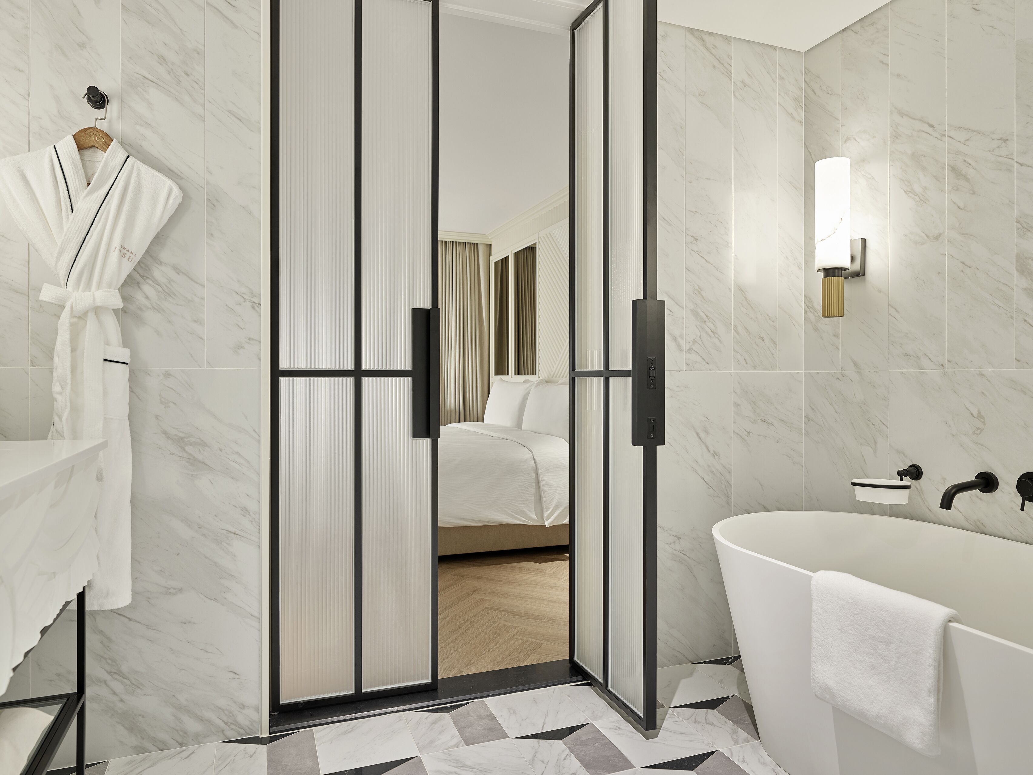 Photo - Grand Josun Busan